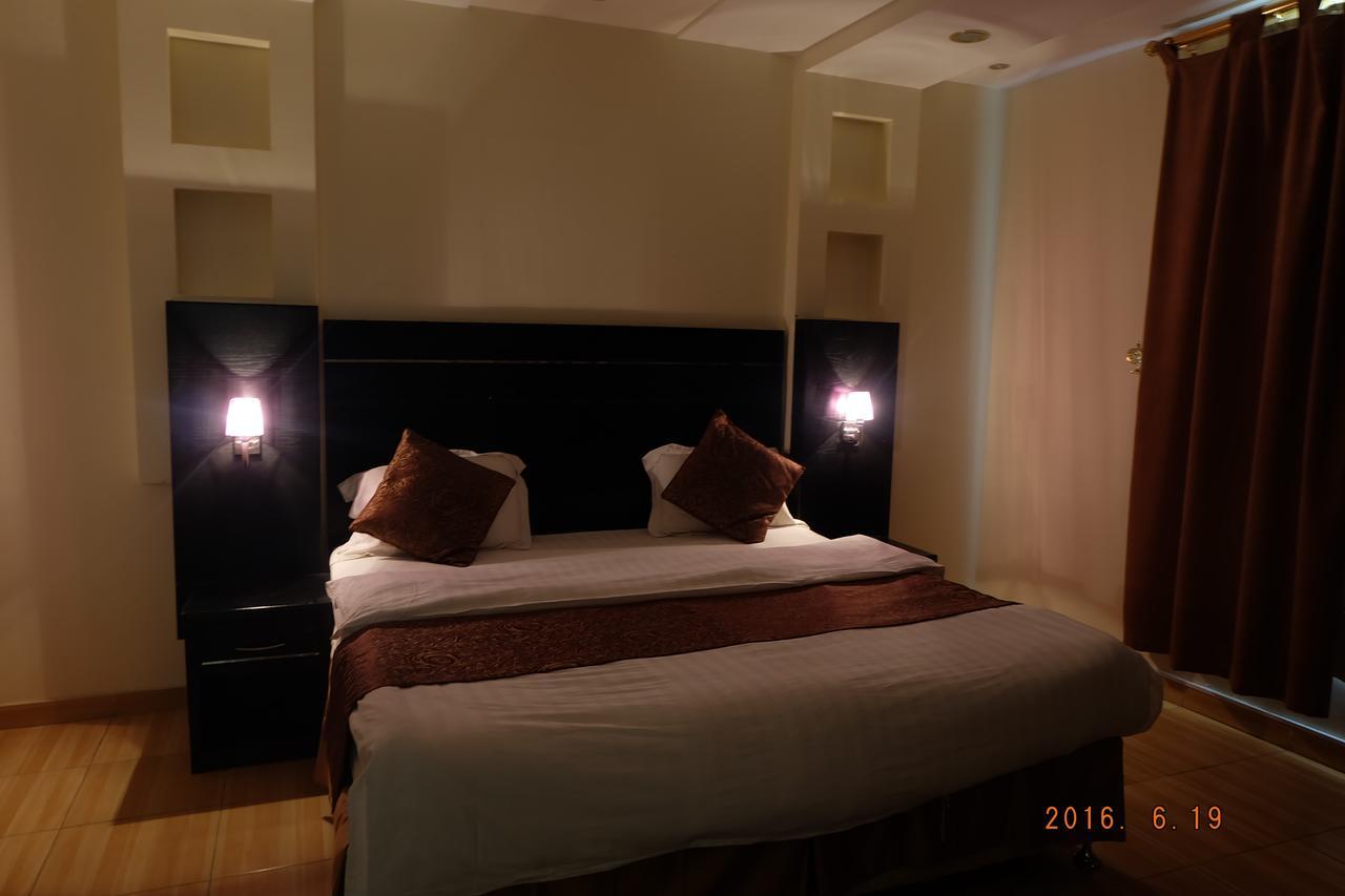 Talin Star Suites 利雅德 外观 照片